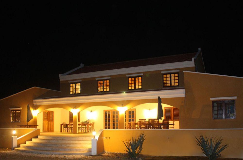 Wanapa Lodge Bonaire Exterior photo