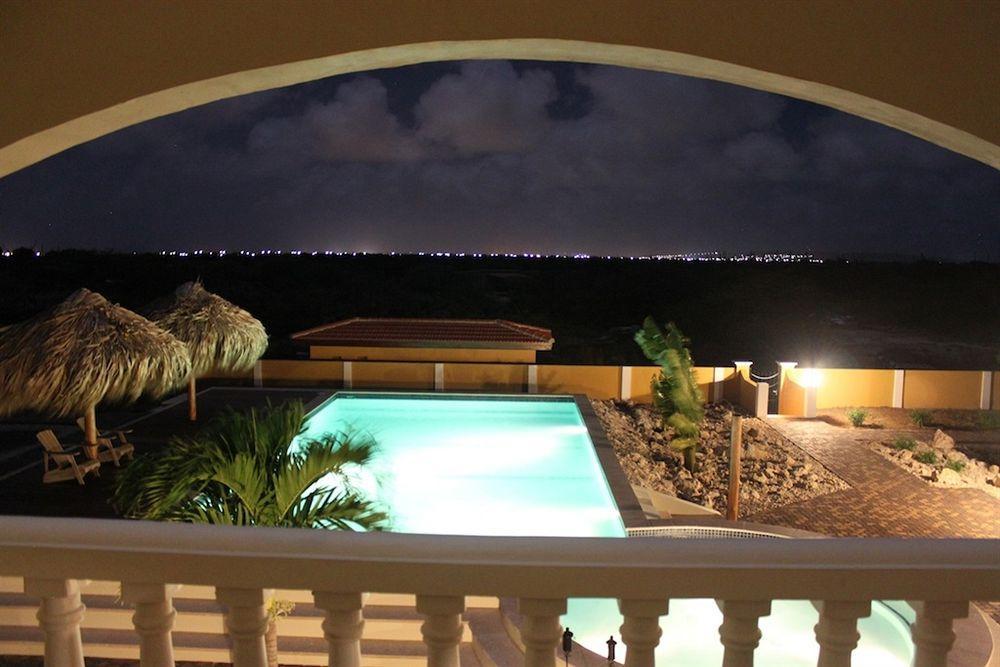 Wanapa Lodge Bonaire Exterior photo
